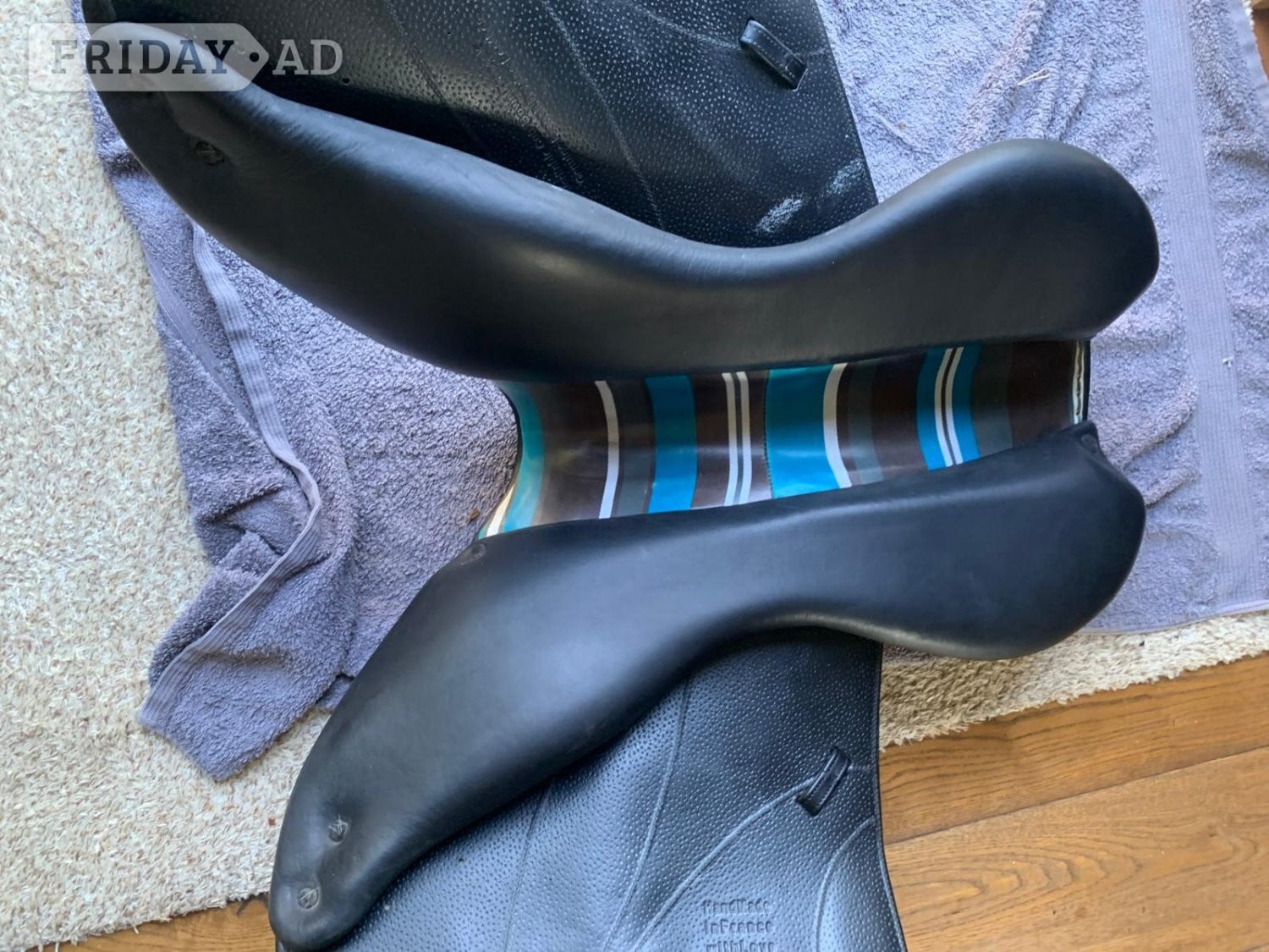 Haywards Heath 18" Voltaire Lexington Jump Saddle with Stuttgart Seat in Black