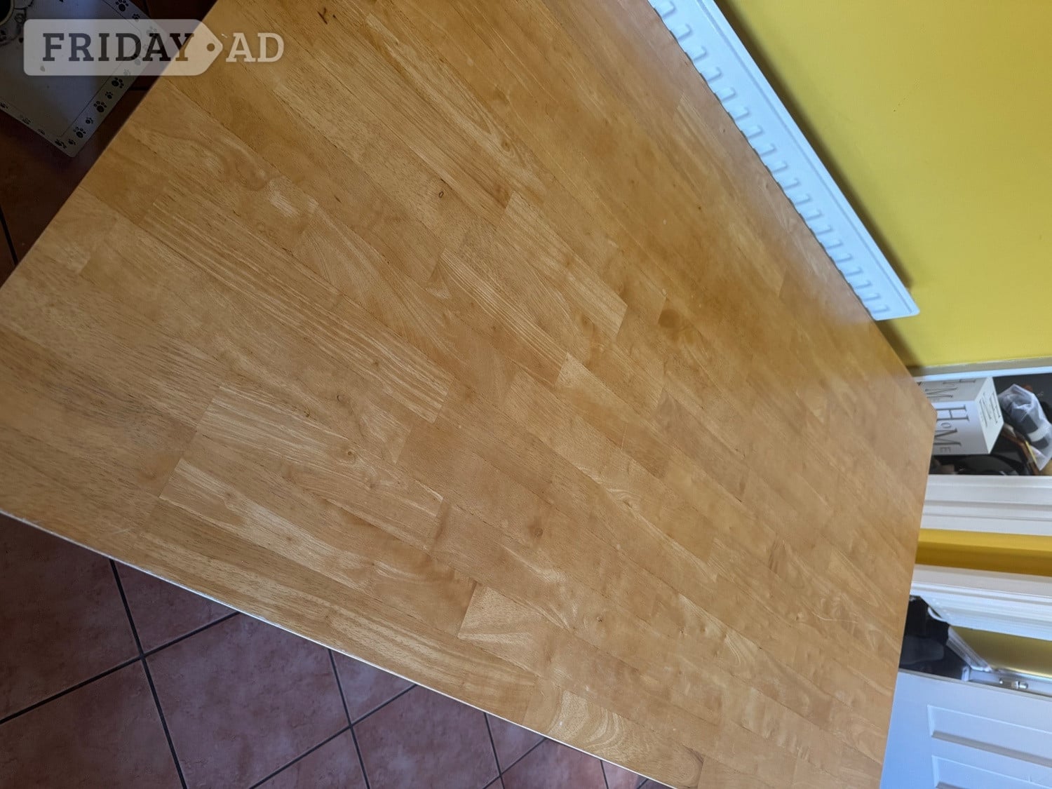 Horsham Solid wood table. 5ft x 3ft x 2 1/2 