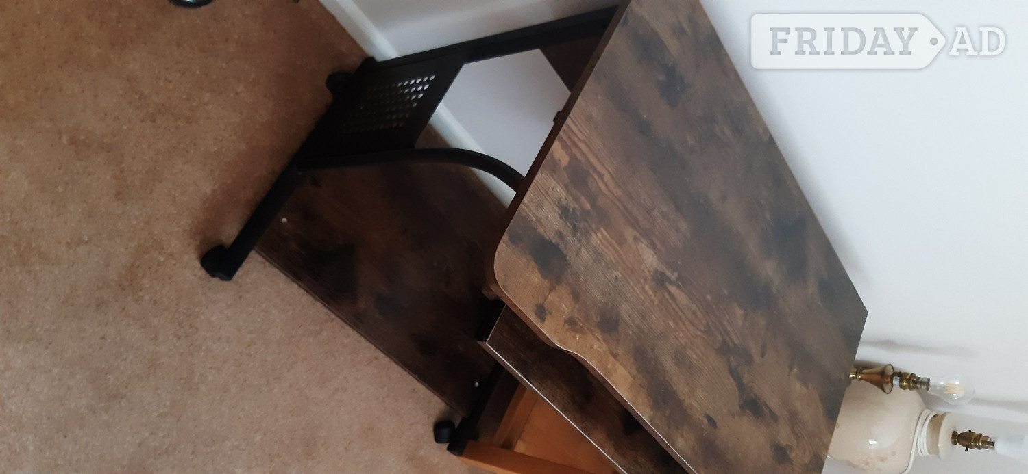 New Computer table in Thornton-Cleveleys