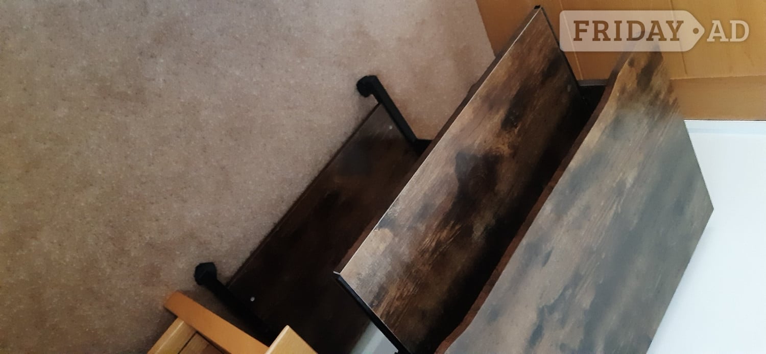 Thornton-Cleveleys New Computer table