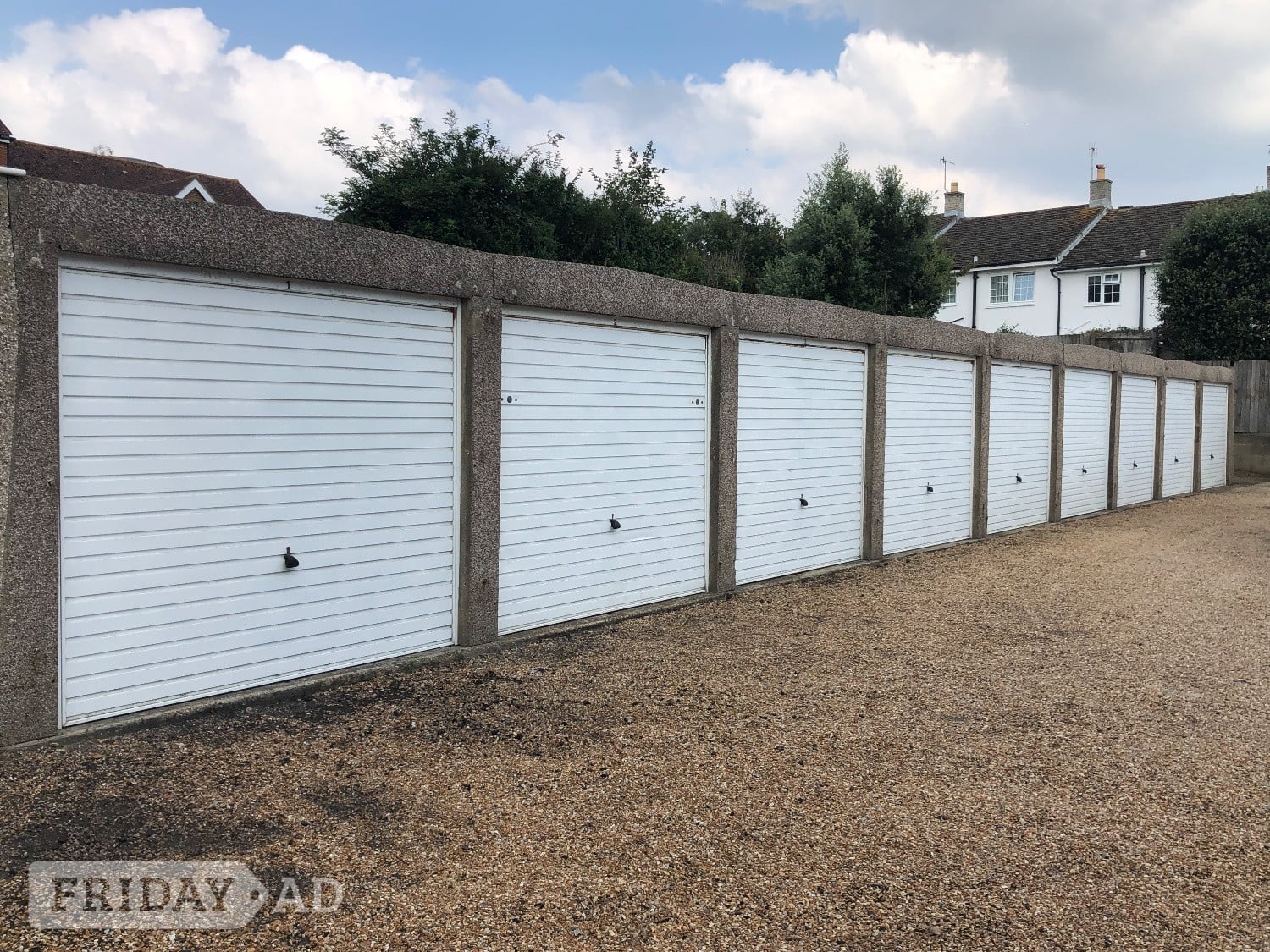 Garage To Let