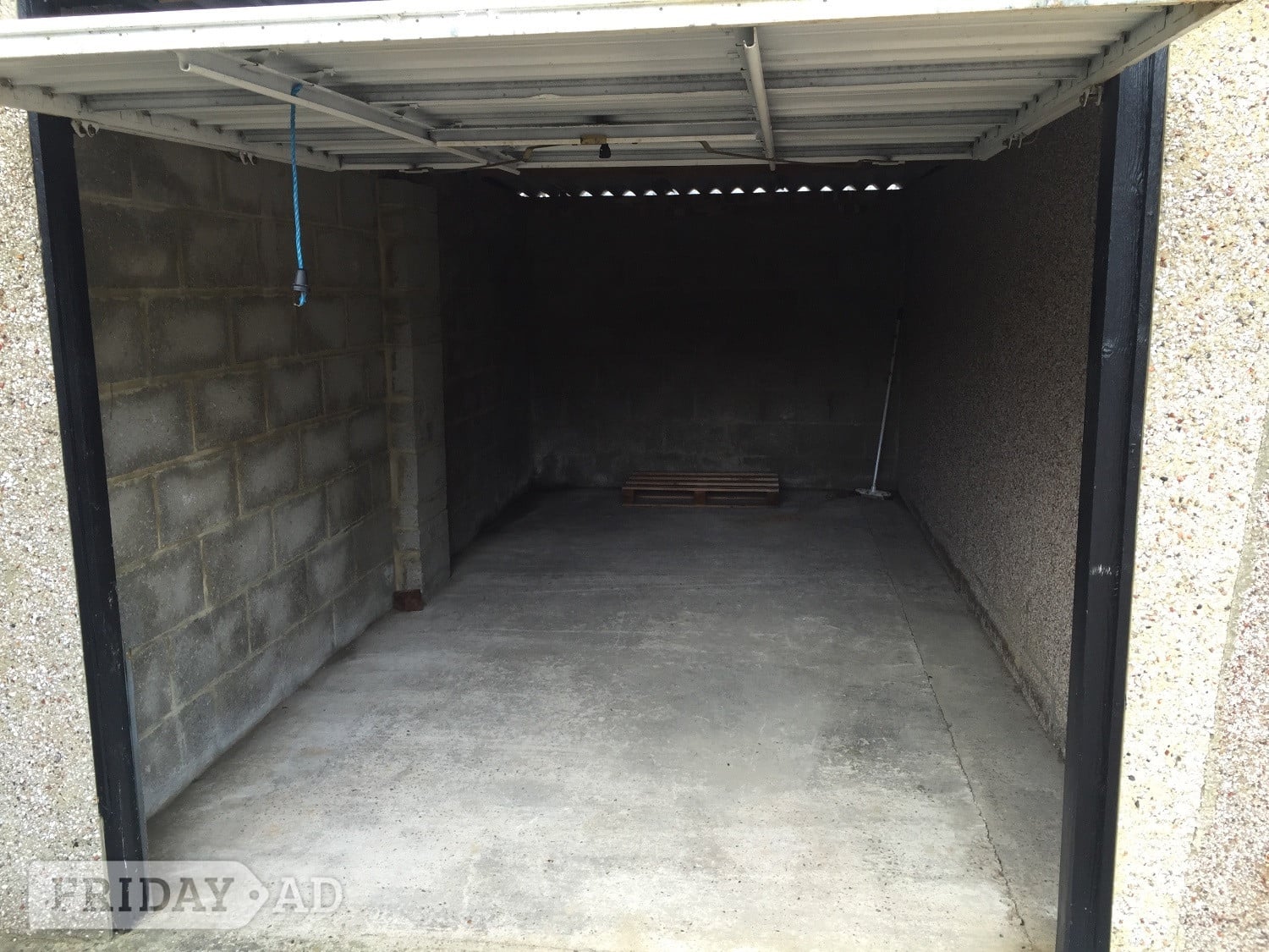 Garage To Let - Garages & Parking in St. Leonards-On-Sea