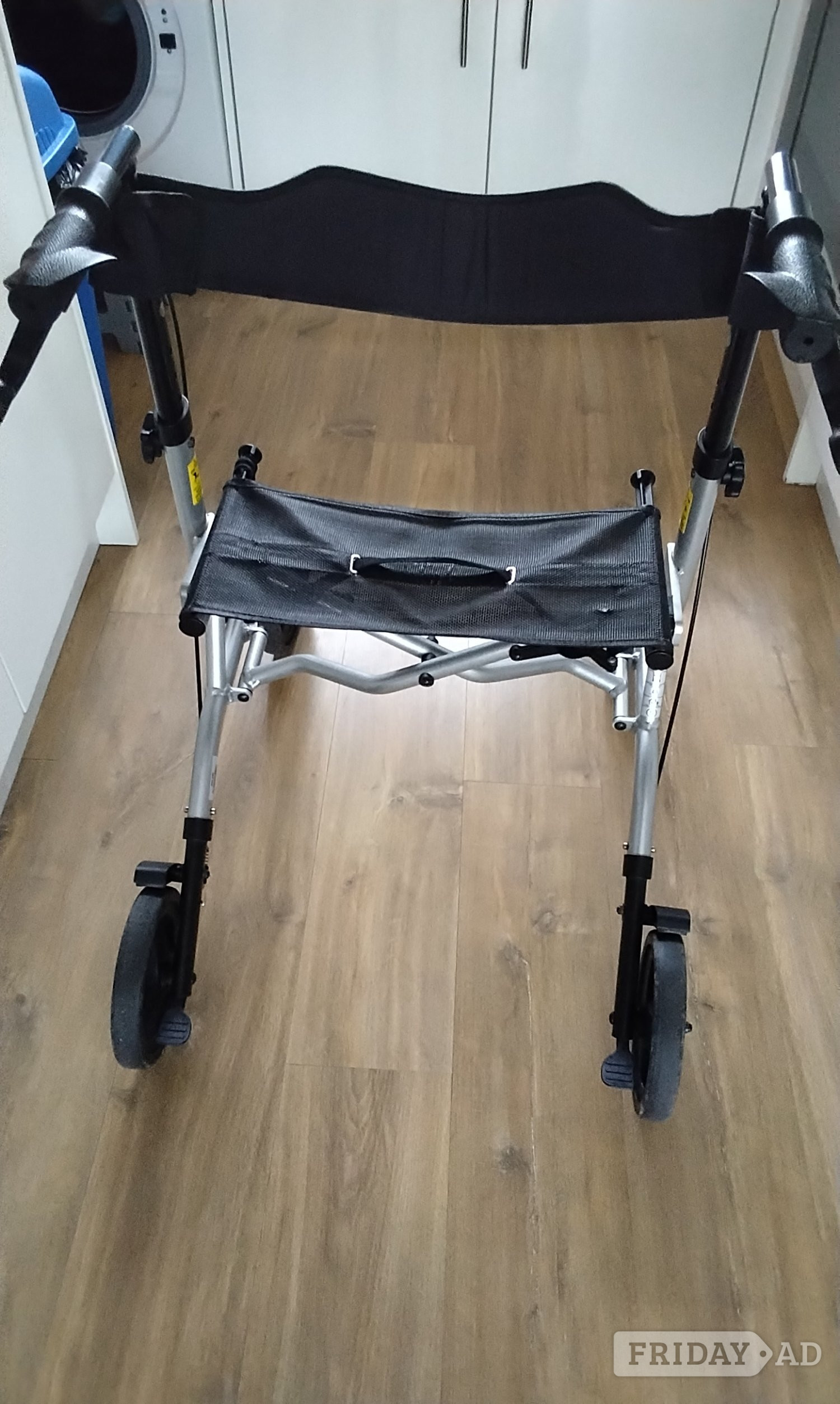 Eastbourne Rollator four wheels