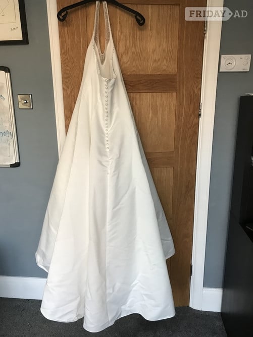 Shoreham-By-Sea Wedding dress ivory size 10 worn once excellent condition