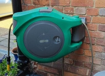 Hozelock Wall Mounted AutoReel 40m Hose