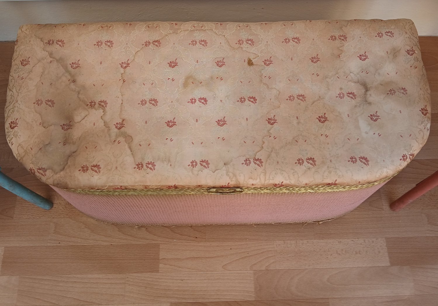 Bath Vintage Lloyd Loom ottoman storage chest furniture 