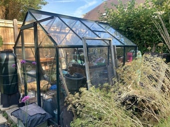 8ft x 6ft aluminium greenhouse-good condition