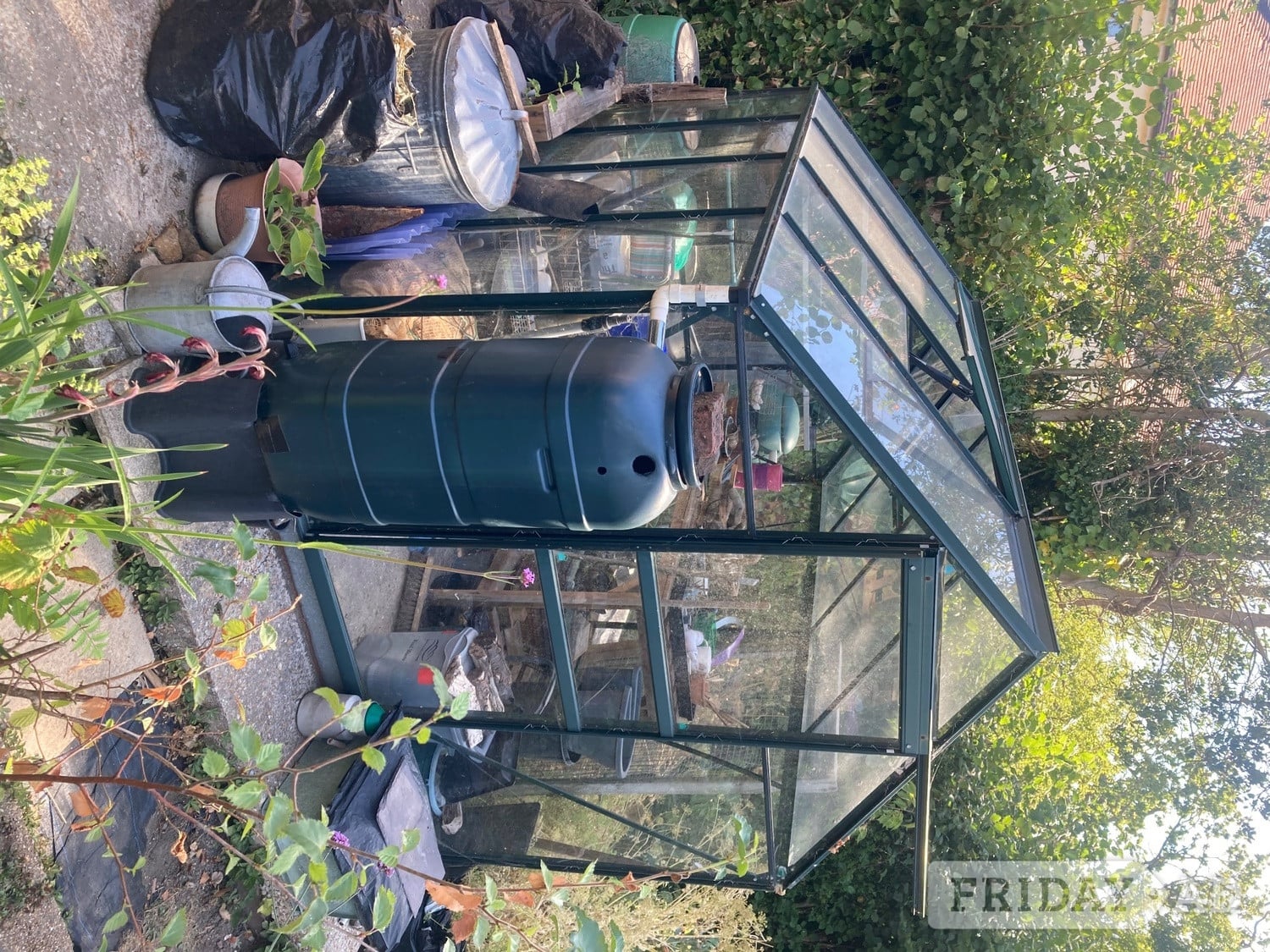 8ft x 6ft aluminium greenhouse-good condition