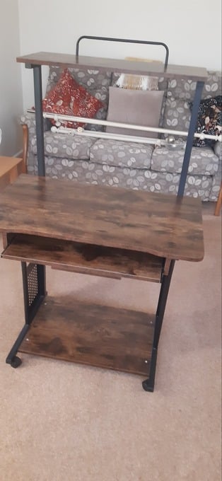 New Computer table -unused 