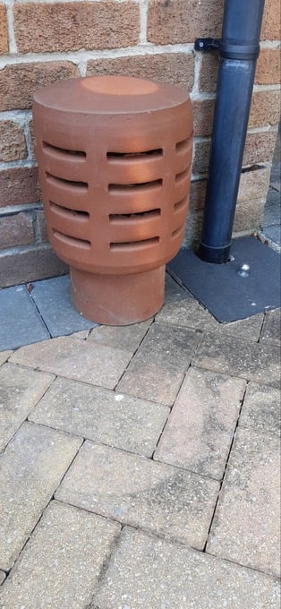 Chimney pot (gas certified)