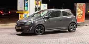 CORSA 2014 D Limited Edition RUNNING MOT 1/2/27 