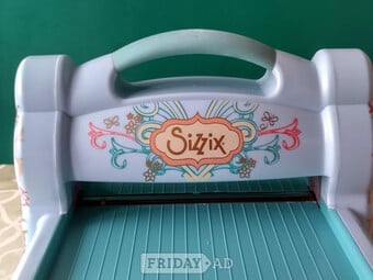 SIZZIX BIG SHOT