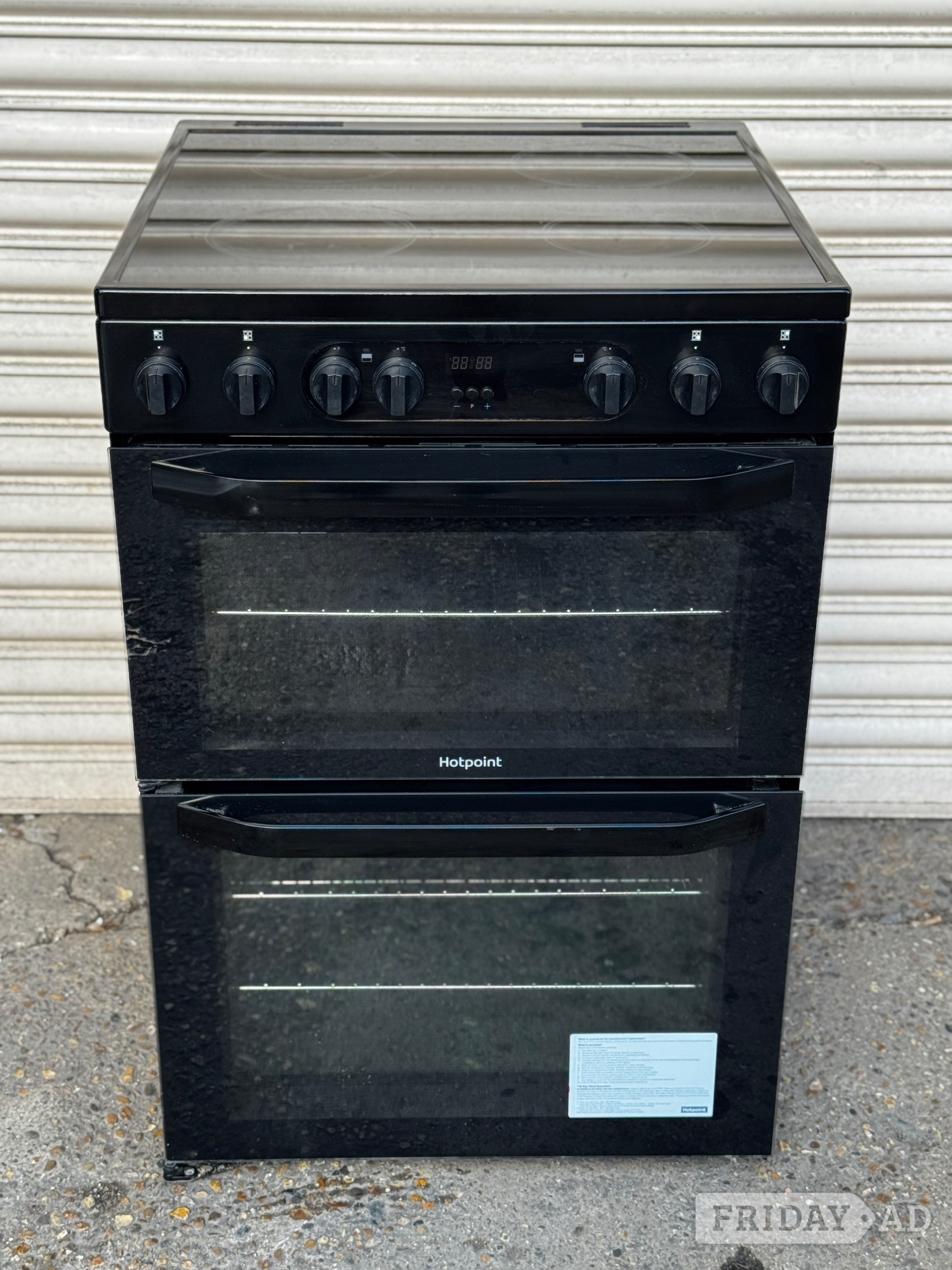 Hotpoint electric cooker 60cm ceramic black double oven 3 months  in Romford