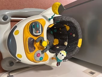 Space shuttle 2 in 1 walker