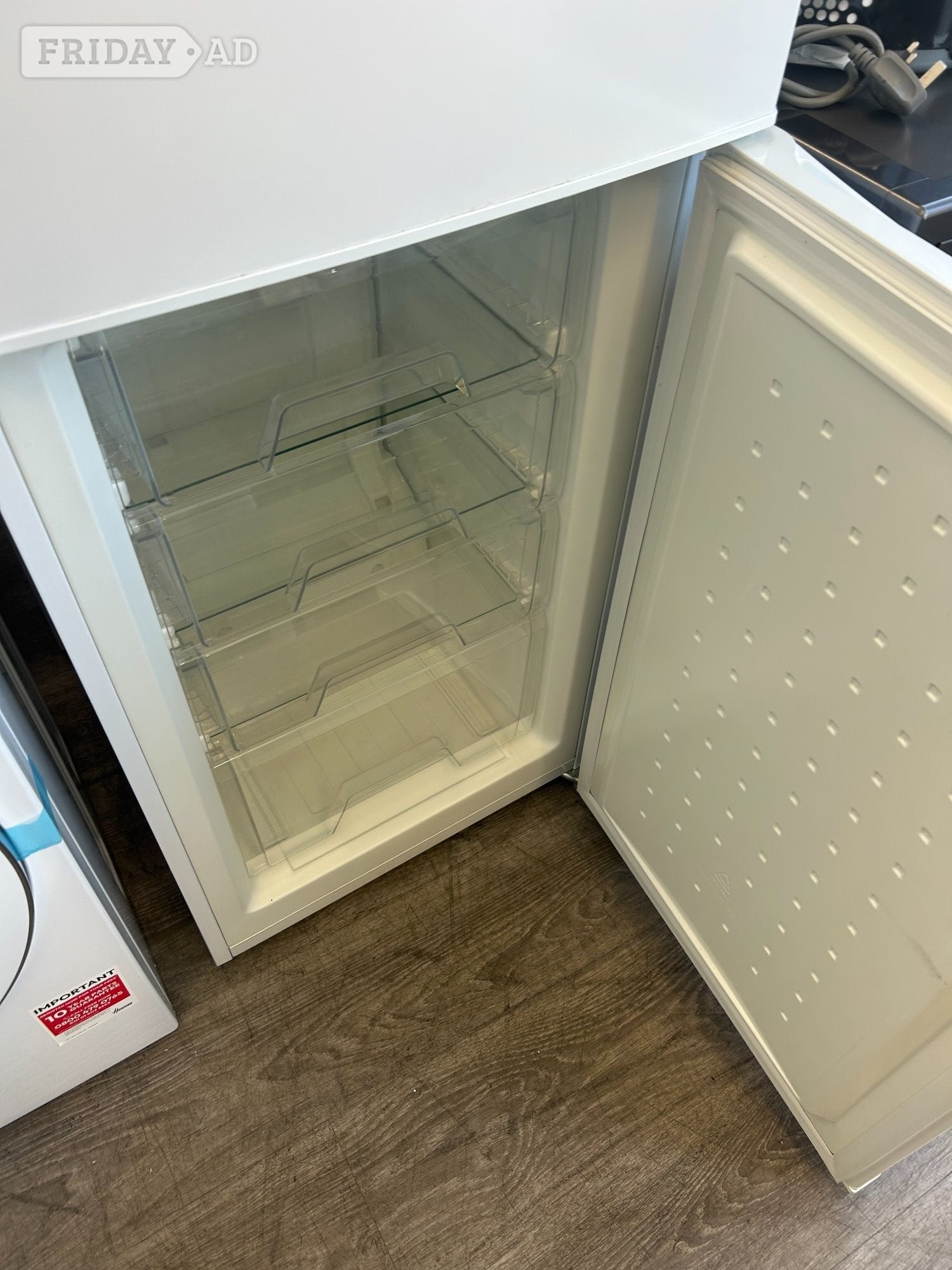 St. Leonards-On-Sea HOOVER 60/40 FRIDGE FREEZER