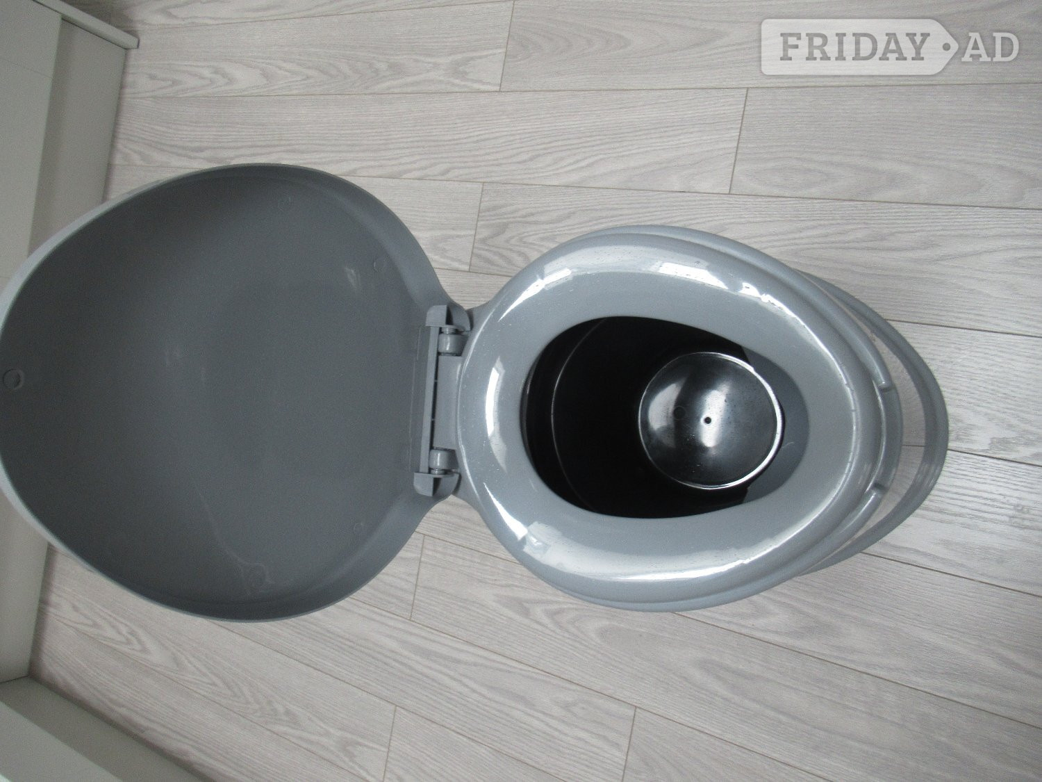 Humlin Portable camping toilet.