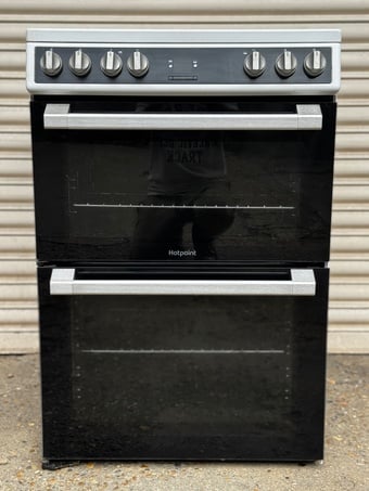 Hotpoint electric cooker 60cm ceramic double oven 3 months warran