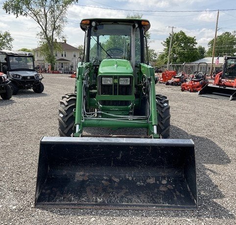 [ berth ]John Deere 2012 JOHN DEERE 5083E