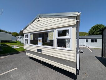2 bed 2014 Delta Resort