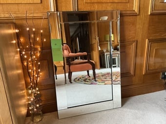 Rectangular wall mirror