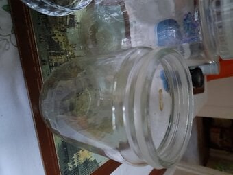 3 storage jars 