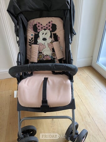 Hauck Disney Minnie Pink Lightweight Buggy. VGC.