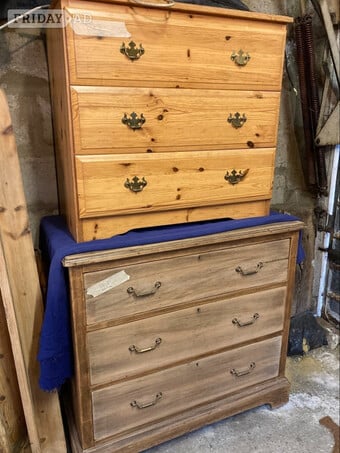 PINE/OAK  KITCHEN TABLE/Desks