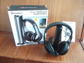 ACCELERATE 5-IN-1 WIRELESS HEADPHONES WITH BUILT IN RECEIVER