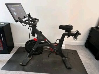 Gen 3 peleton bike read description 