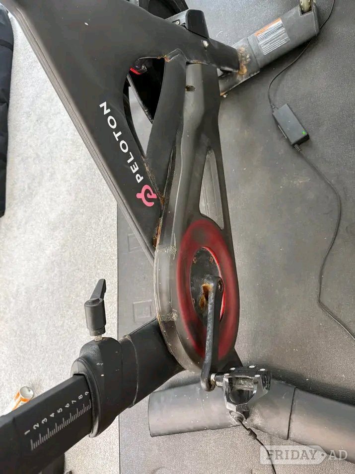 Gen 3 peleton bike read description  - Sports Equipment