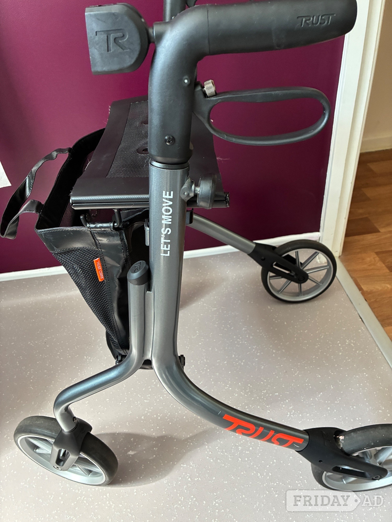 Let’s Move Rollator Excellent condition cost £250 Bargain - Mobility in Bexhill-On-Sea