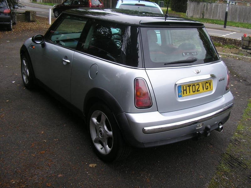 Mini Hatch Cooper 2002 - Cars
