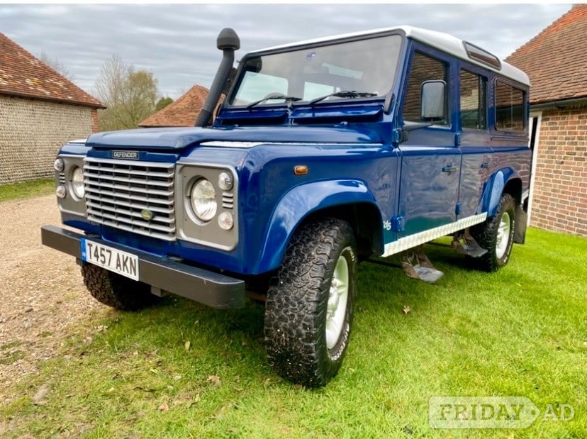 [ berth ]Land Rover Defender