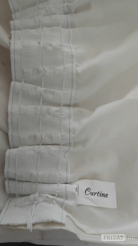 2 Pair Curtina Fully Lined Curtains, Almost New