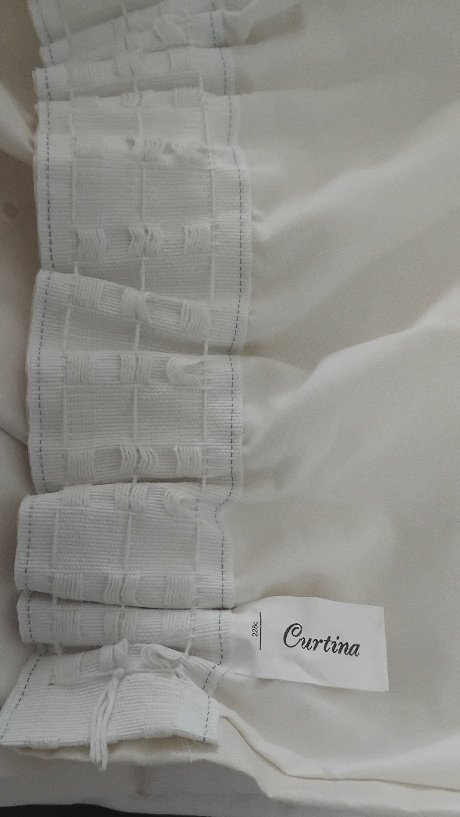 2 Pair Curtina Fully Lined Curtains, Almost New