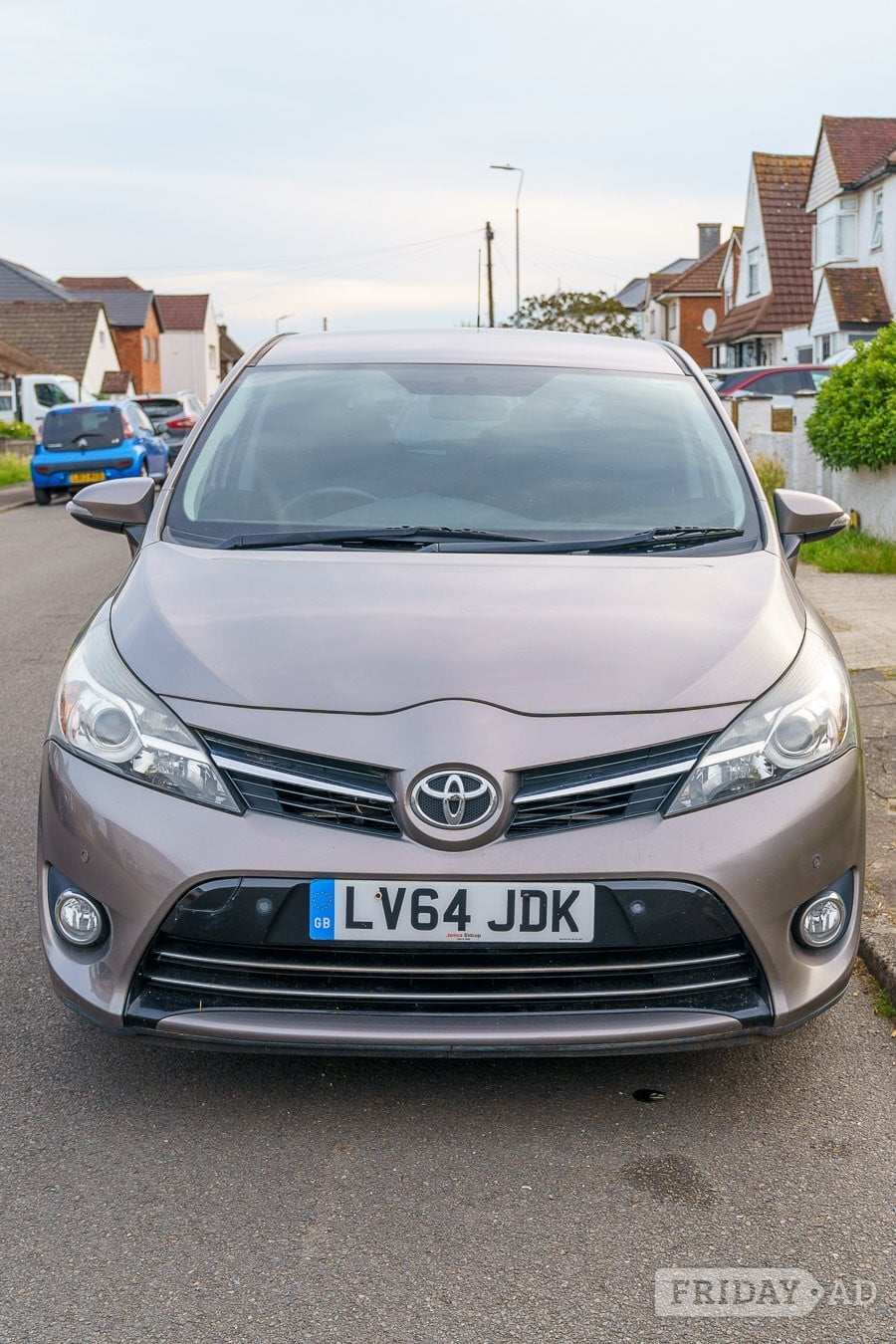 Toyota Verso 2014 in Hillingdon