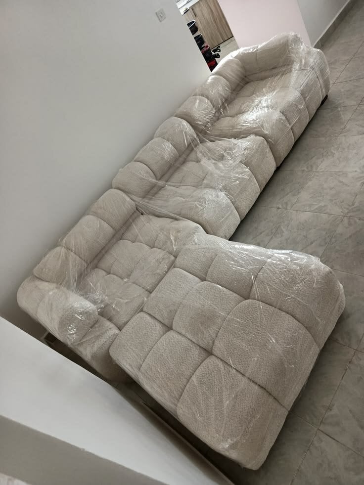 Aberdeen TV, Sofa Chairs & Fridge – Quality Home Essentials at a Great Pri
