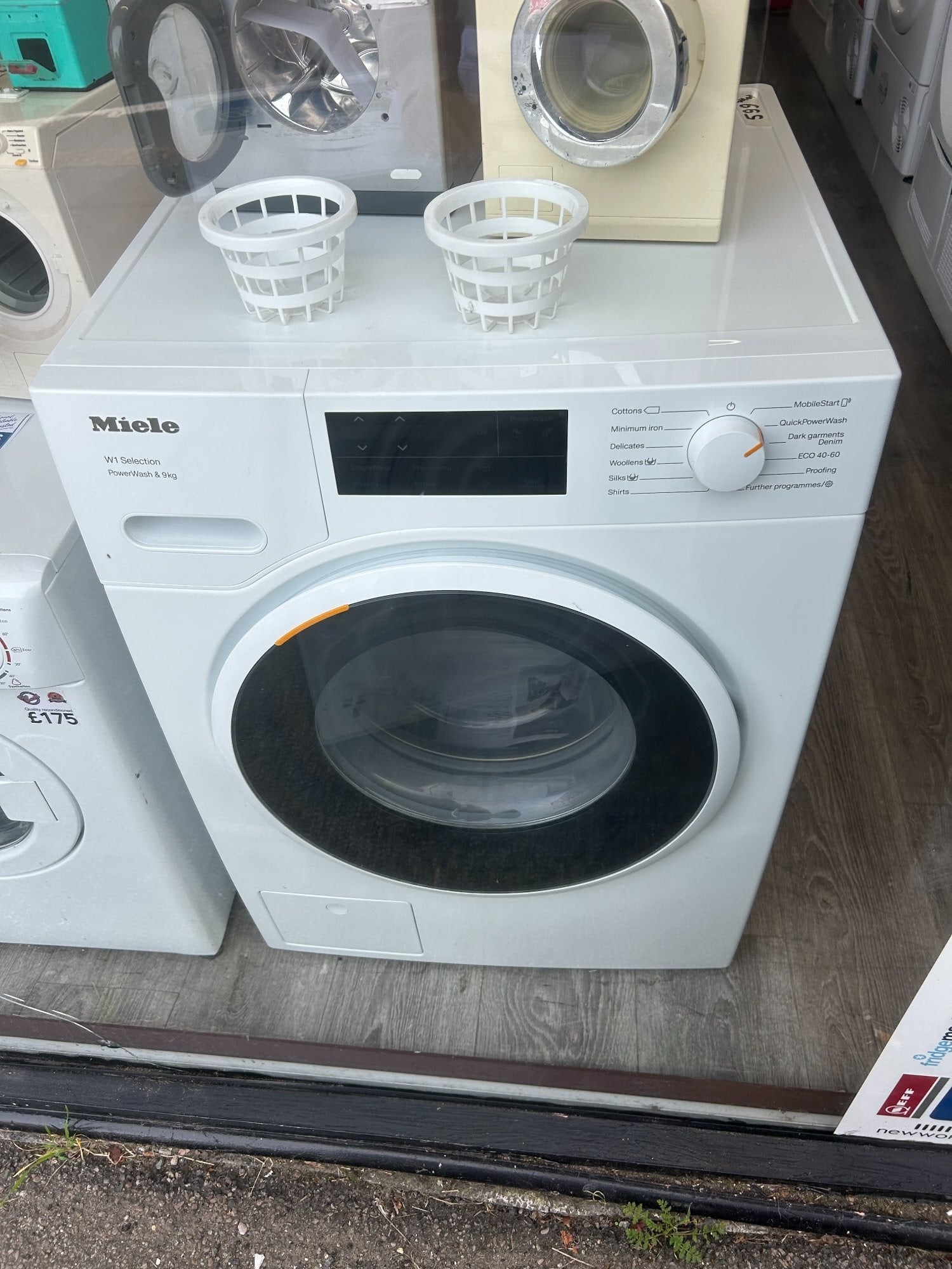 MIELE 9KG WASHING MACHINE