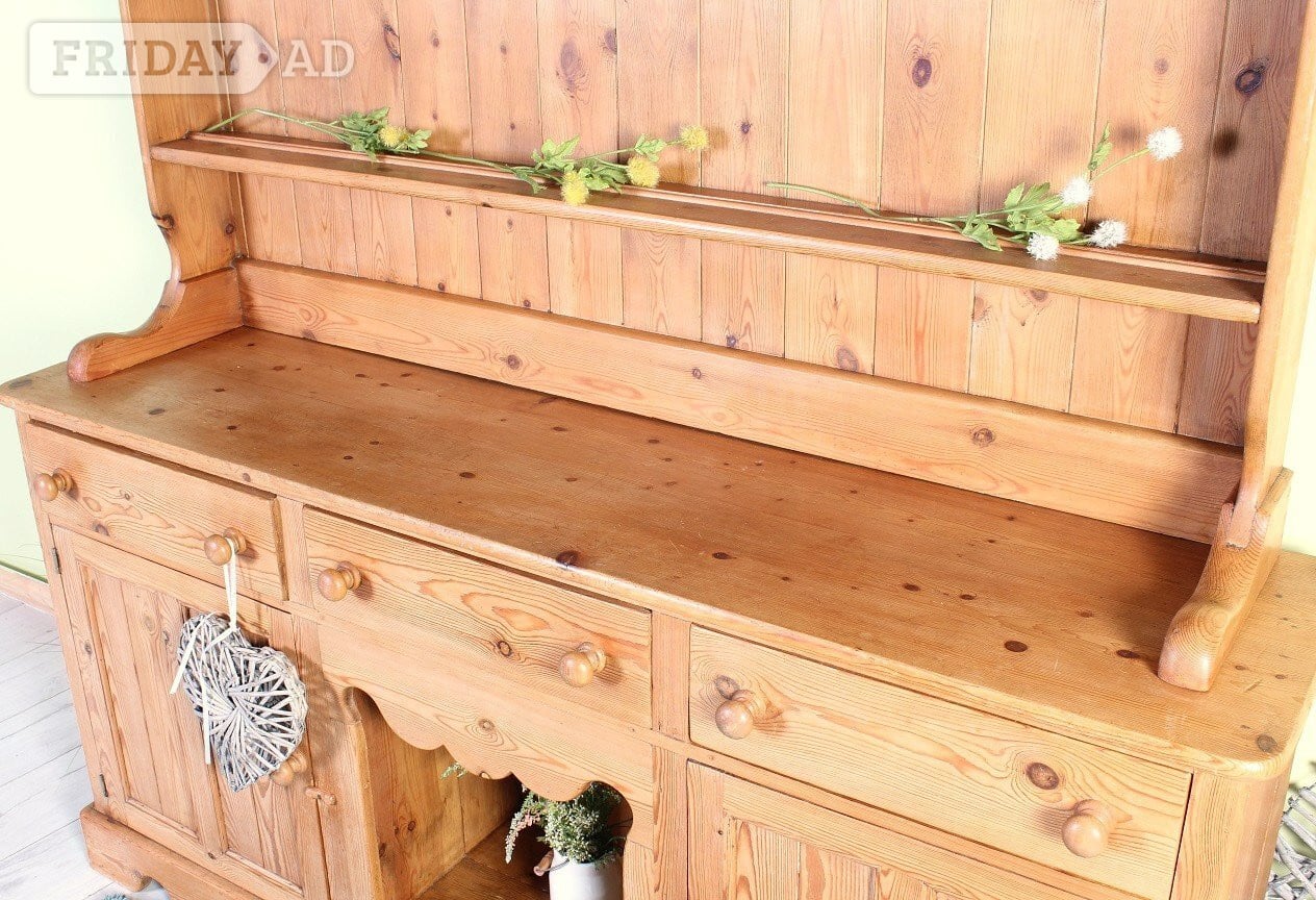 UK Delivery - Large Second-Hand Country Farmhouse Pine Dresser - Furniture in Hailsham
