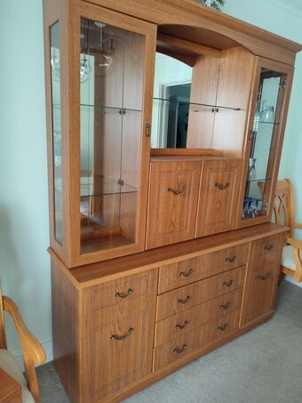 Glass display cabinet 