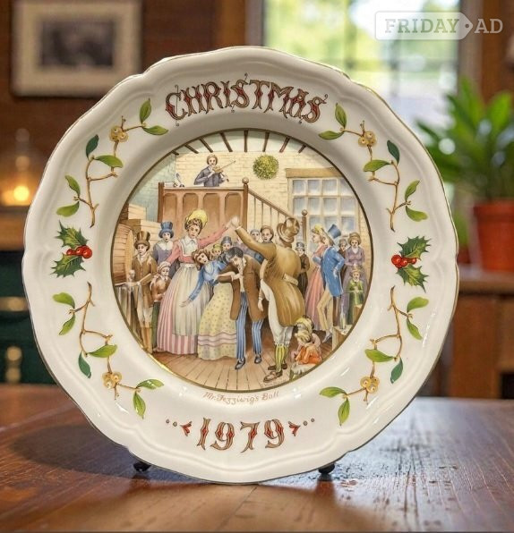 1979 Aynsley Christmas Plate: Mr. Fezziwig's Ball, Dickens Carol in Bangor