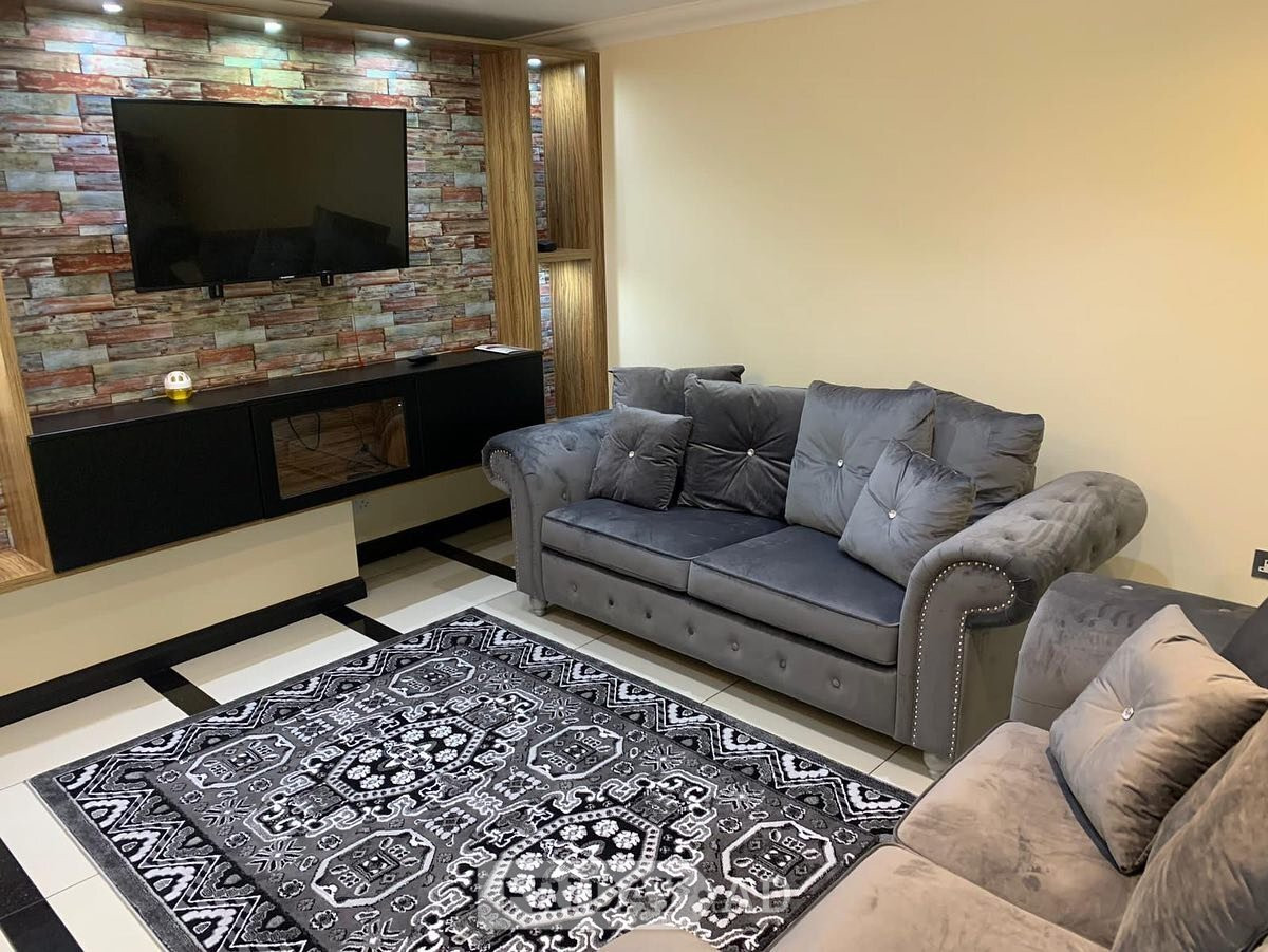 Newcastle Upon Tyne chesterfield 3x settee & 2x settee  sofa set ¬ Free Delivery 