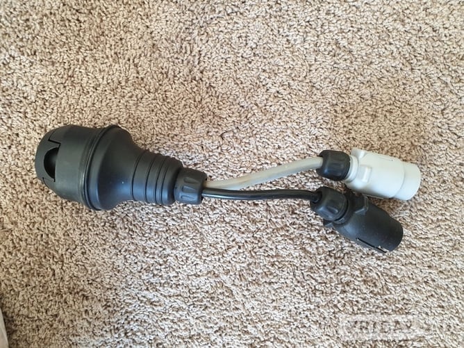 Caravan electrical towing lead - caravan 13 pin socket (female) with attached lid, to two 7 pin N & S vehicle sockets in Weston-Super-Mare