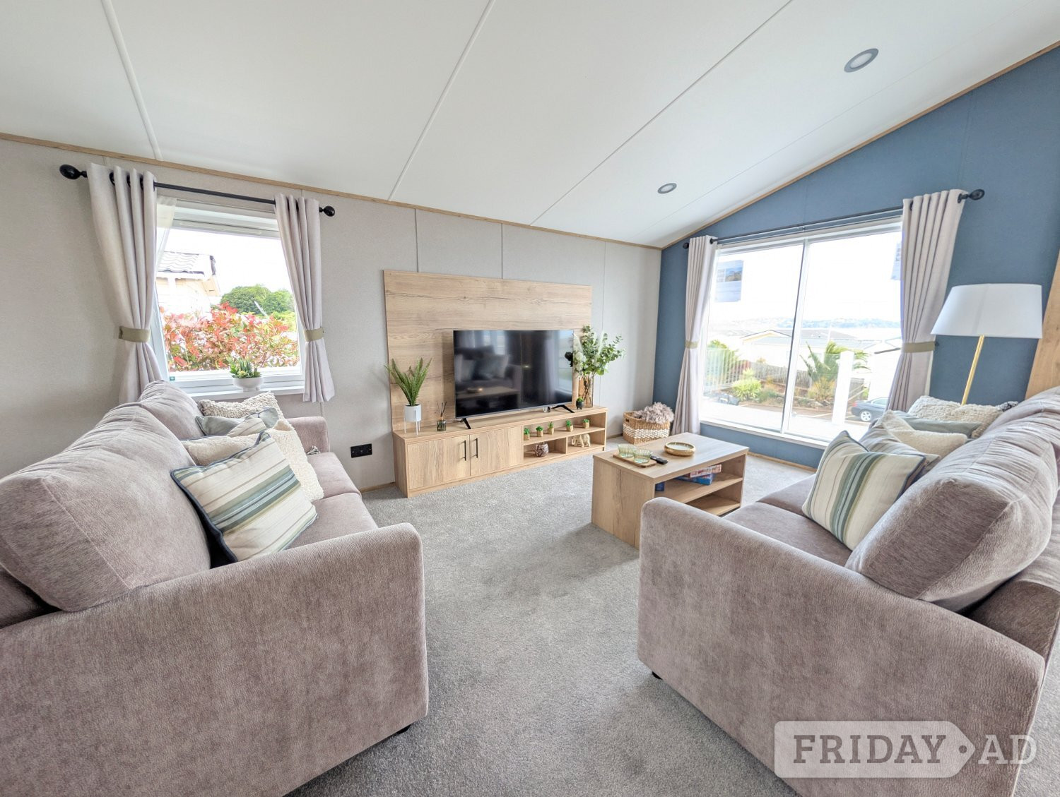 2026 ABI SUPERIOR LODGE - Motorhomes & Caravans in Paignton