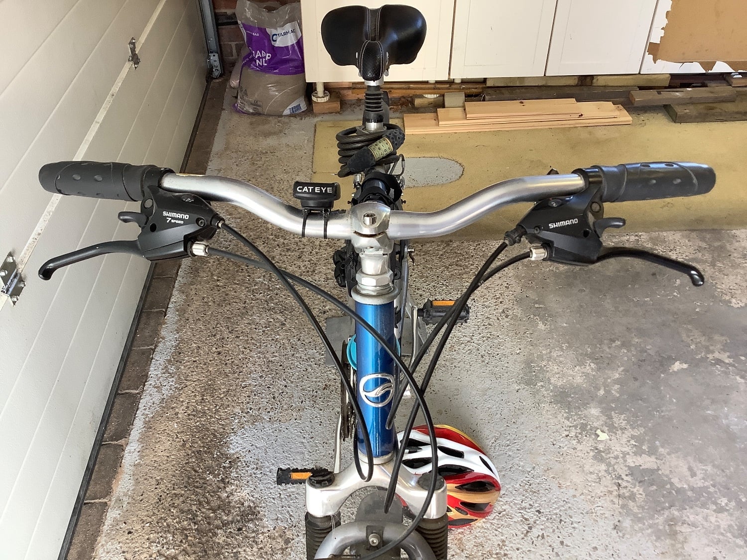 Men’s GIANT hybrid bike