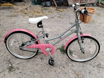 Pendleton hanberry childrens bicycle £220 in halfords now, 6-11 y