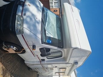 Low mileage/clean and tidy for year, new battery's good tyres 