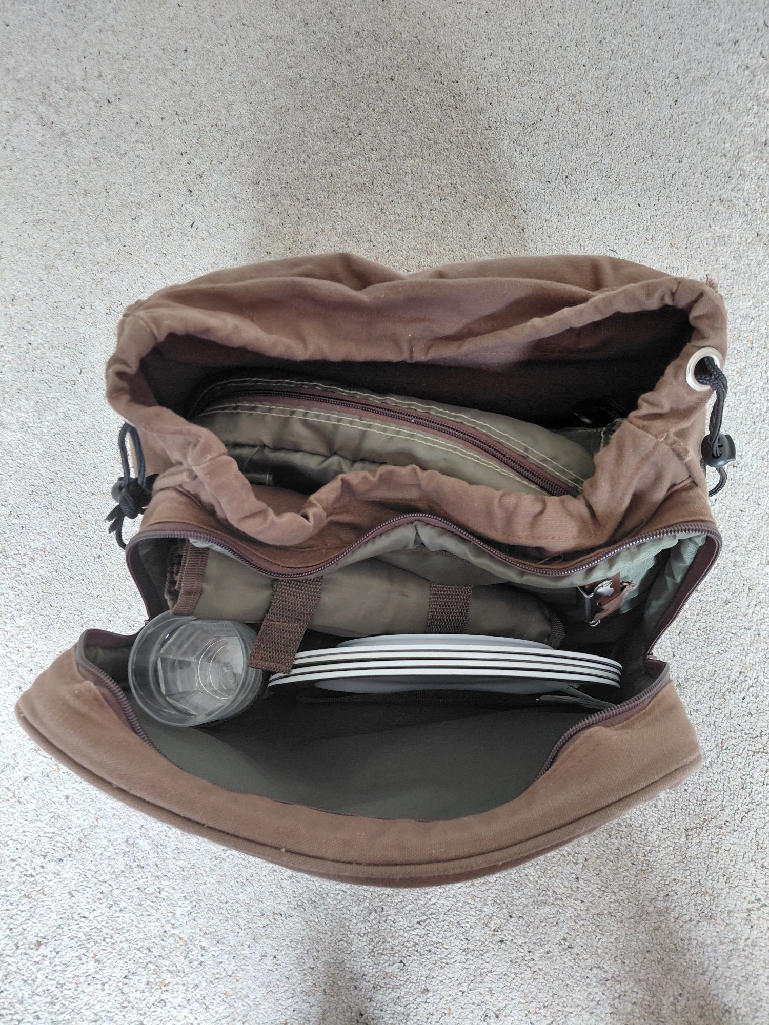 Picnic Fabric Rucksack - Cookware & Dining