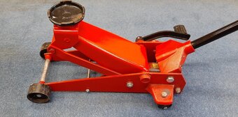 Master Pro 3-Ton, Quick- Lift Car or Van Trolley Jack, Red.