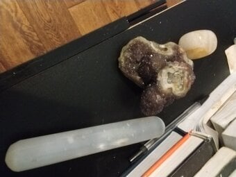 Crystals golden hearts healer , seleniteandethyst sporquartz
